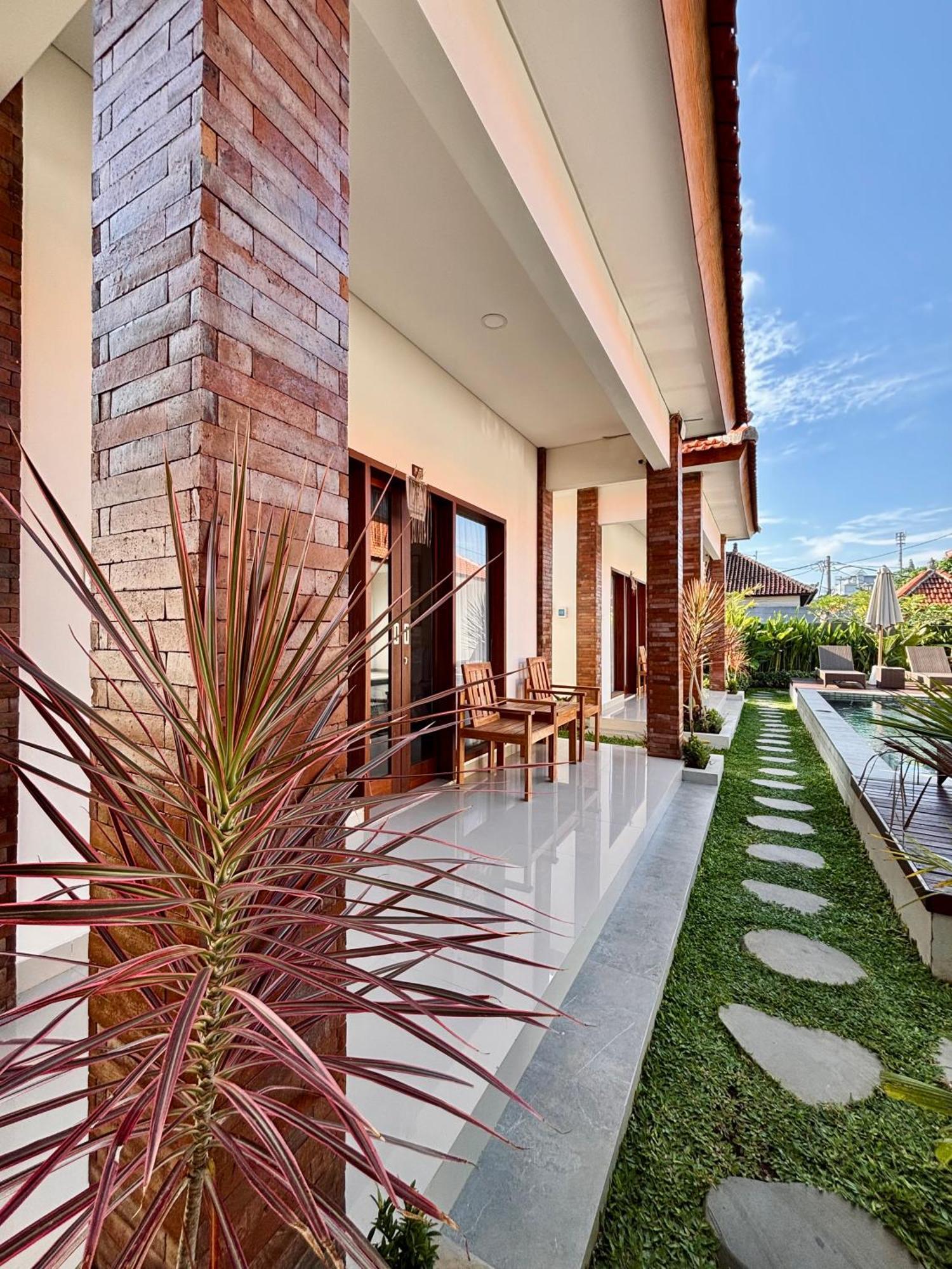Kampana Homestay Uluwatu Esterno foto